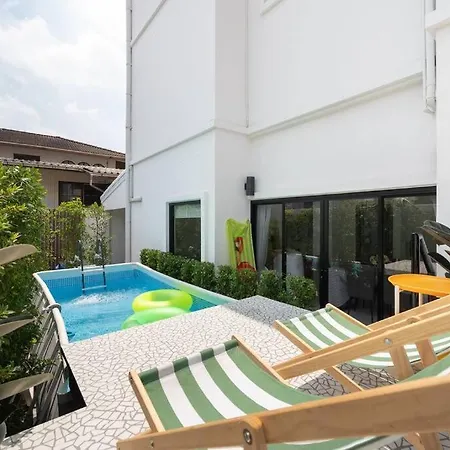 Miq Ekkamai3_Pool Villa_3Br House Bangkok Exterior photo